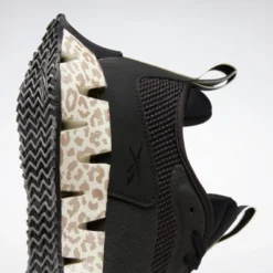 Reebok Zig Dynamica Women's Shoes Womens Performance Sneakers -Bearpaw Shoes Shop GUEST 1b54477c ce89 4b14 a953 f4e2321c4136