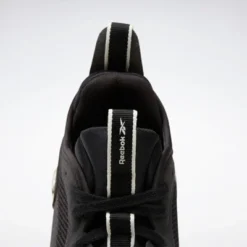 Reebok Zig Dynamica Women's Shoes Womens Performance Sneakers -Bearpaw Shoes Shop GUEST 8bc3b0d7 5bbe 4bec 8958 71e5645ac564