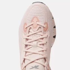 Reebok Zig Kinetica 3 Shoes -Bearpaw Shoes Shop GUEST aac9c66e 1639 4583 9786 6d6d6594eca1