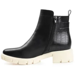 Journee Collection Womens Jeeva Tru Comfort Foam Inside Zip Block Heel Booties