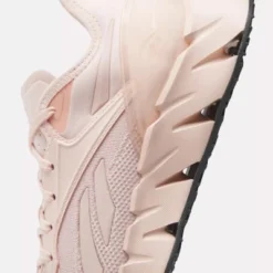 Reebok Zig Kinetica 3 Shoes -Bearpaw Shoes Shop GUEST cbf77d7e 043f 442d b90e 6536a5649a09