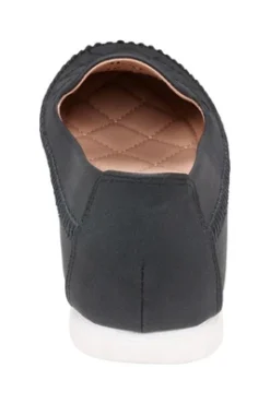 GC Shoes Soria Quilted Slip-On Flats -Bearpaw Shoes Shop GUEST d8adcad8 05d8 4df9 a8a0 62670e56c0d4