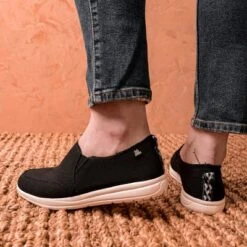 Minnetonka Women's Expanse Slip On Shoes -Bearpaw Shoes Shop GUEST ec19bec4 d705 40a0 9095 842d49074d45